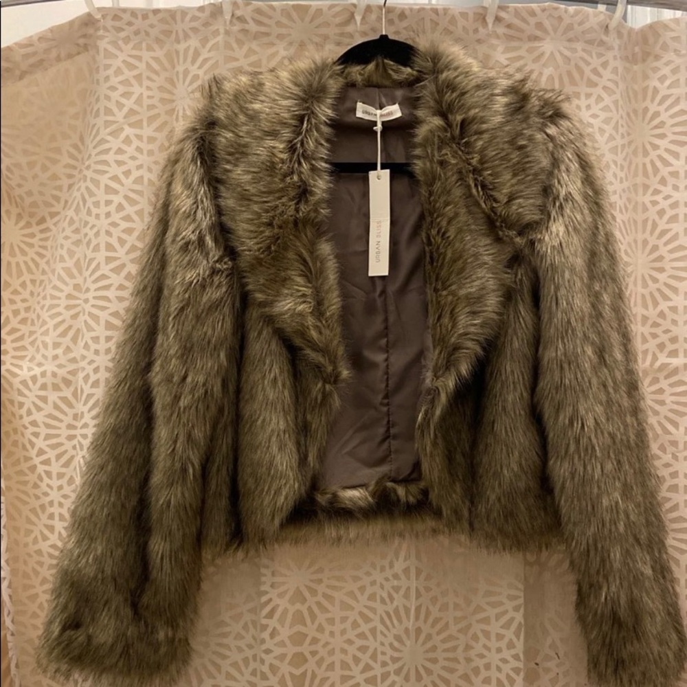 ModCloth faux fur cropped coat